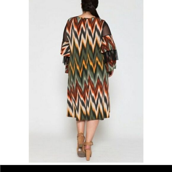 Chevron Print Round Neck Ruffle Sleeve Plus Size Dress Sz 1x2x3x - Picture 3 of 12